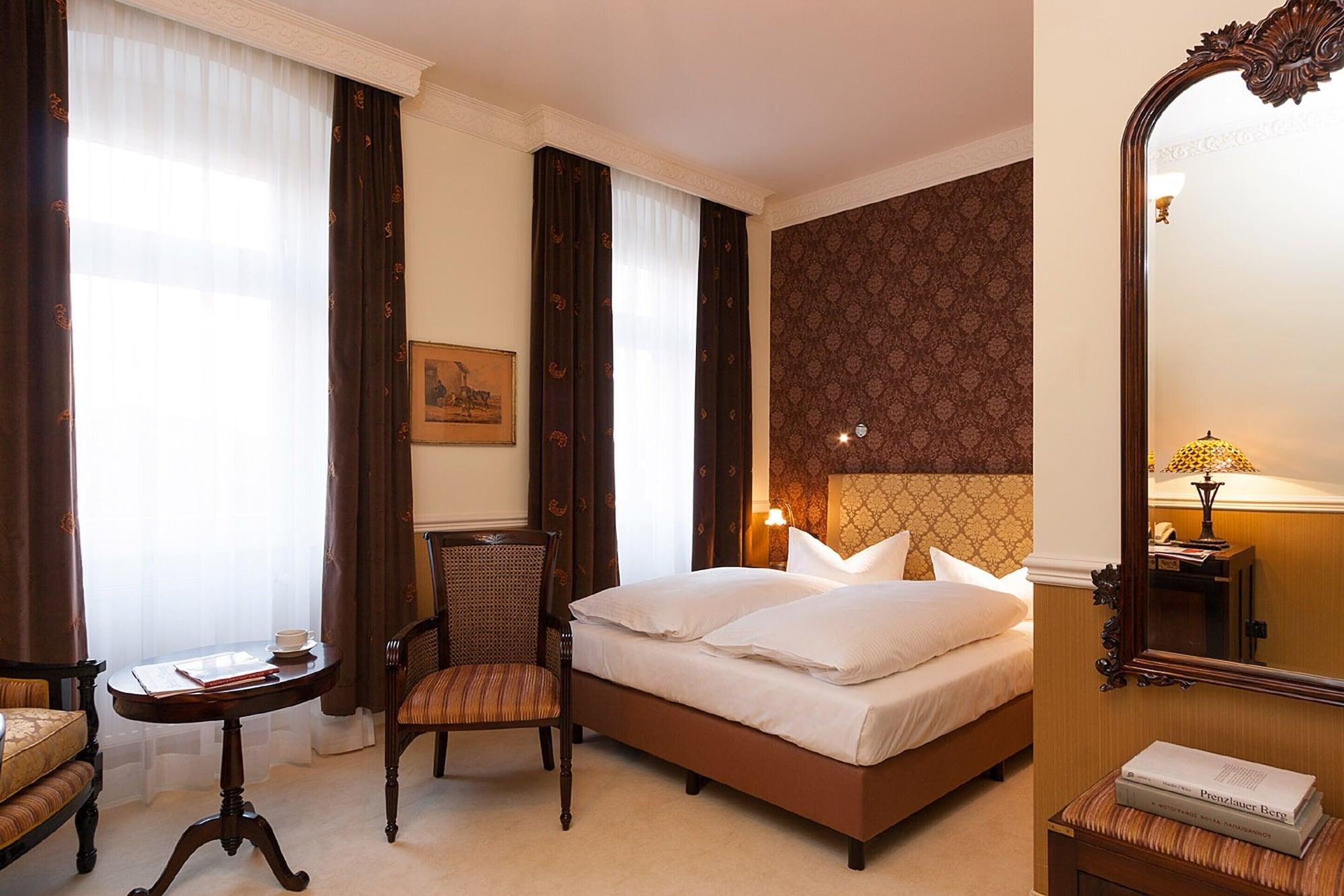 Myer'S Hotel Берлин Экстерьер фото