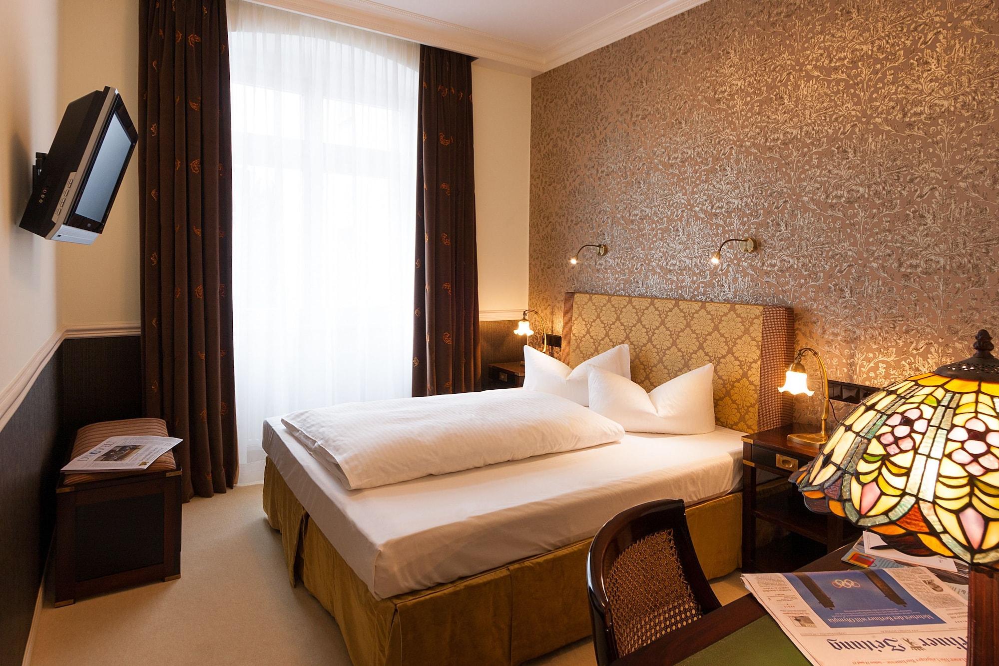 Myer'S Hotel Берлин Экстерьер фото