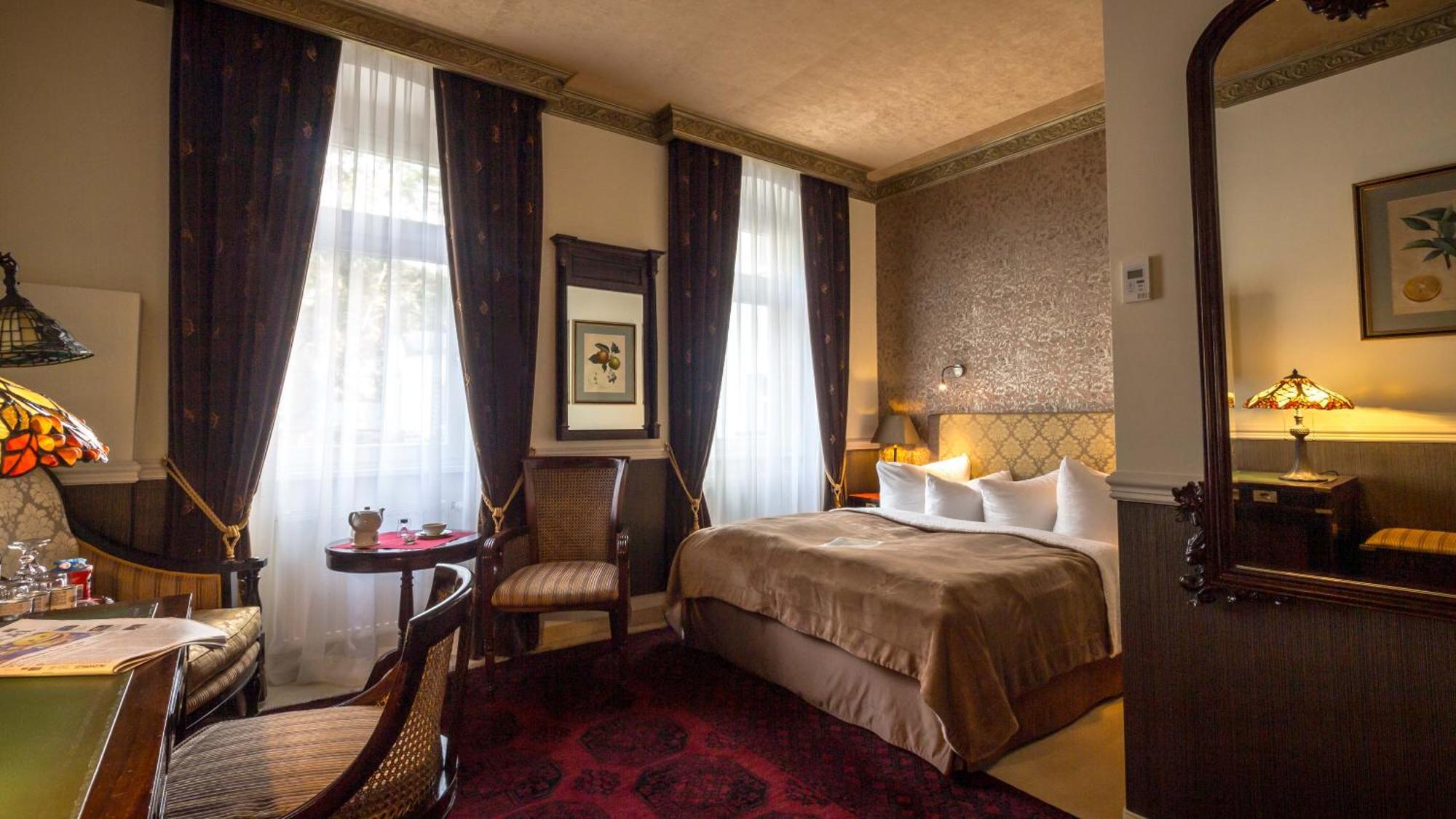 Myer'S Hotel Берлин Экстерьер фото